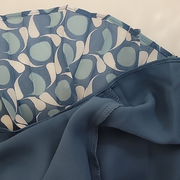 NWT Max Studio xsmall fully lined float dress - Picture 5 of 5